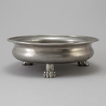 A pewter bowl by Anna Petrus, Firma Svenskt Tenn, 1929.