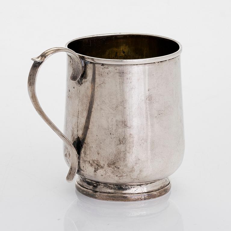 A late 19th-century silver mug, maker's mark ET, Ekenäs, Finland 1883.