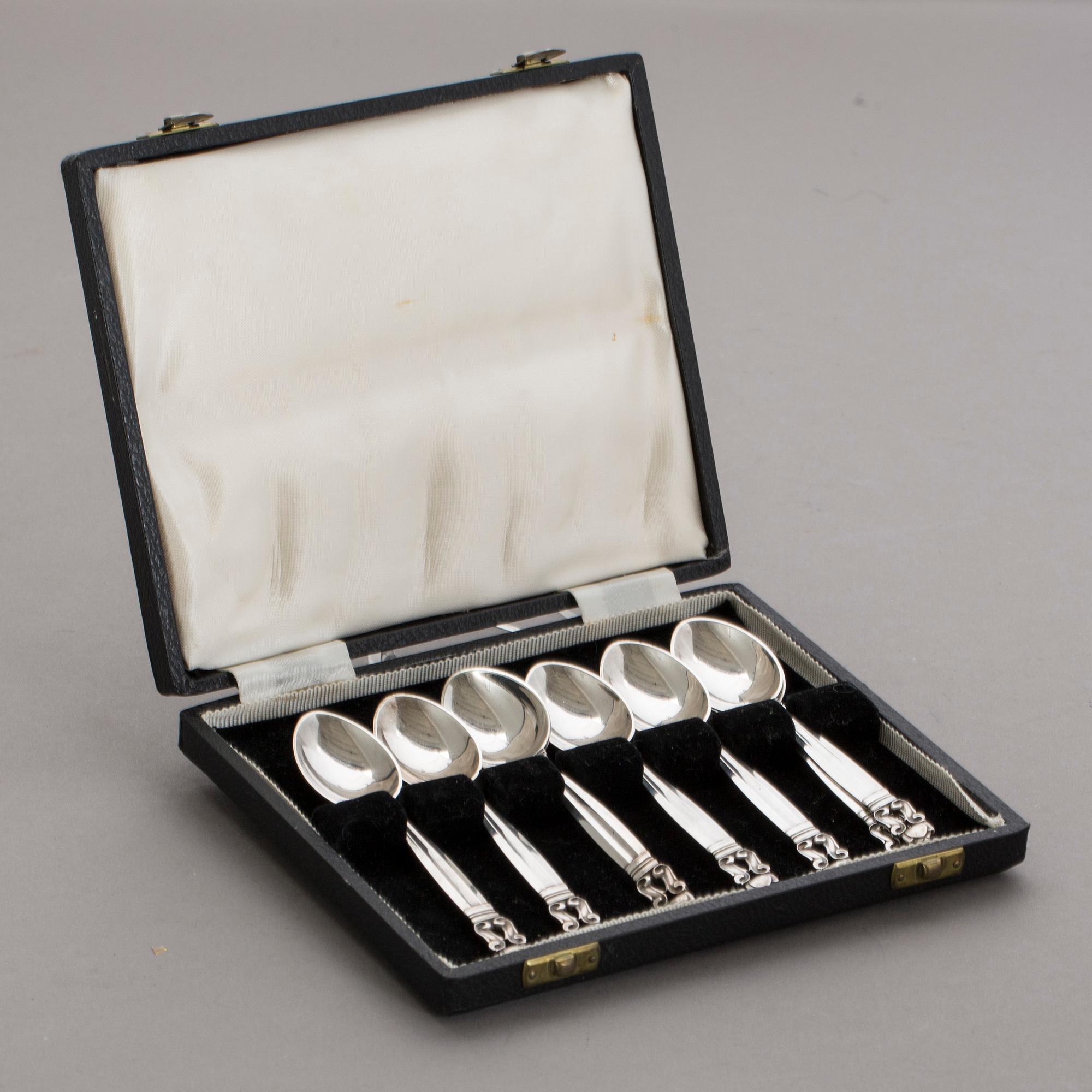 KAFFESKEDAR, 7 st, sterlingsilver. Georg Jensen, "Konge/Acorn".