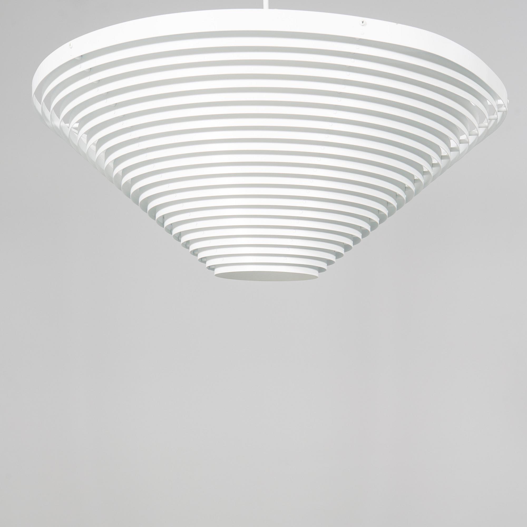 Alvar Aalto,  ceiling lamp A622A, Artek.