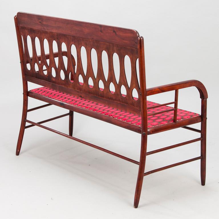 SOFFA och GUNGSTOL, Suomen Tuoli-, Kalusto- ja Sorvaustehdas, Jyväskylä & Muurame, 1906-1910.