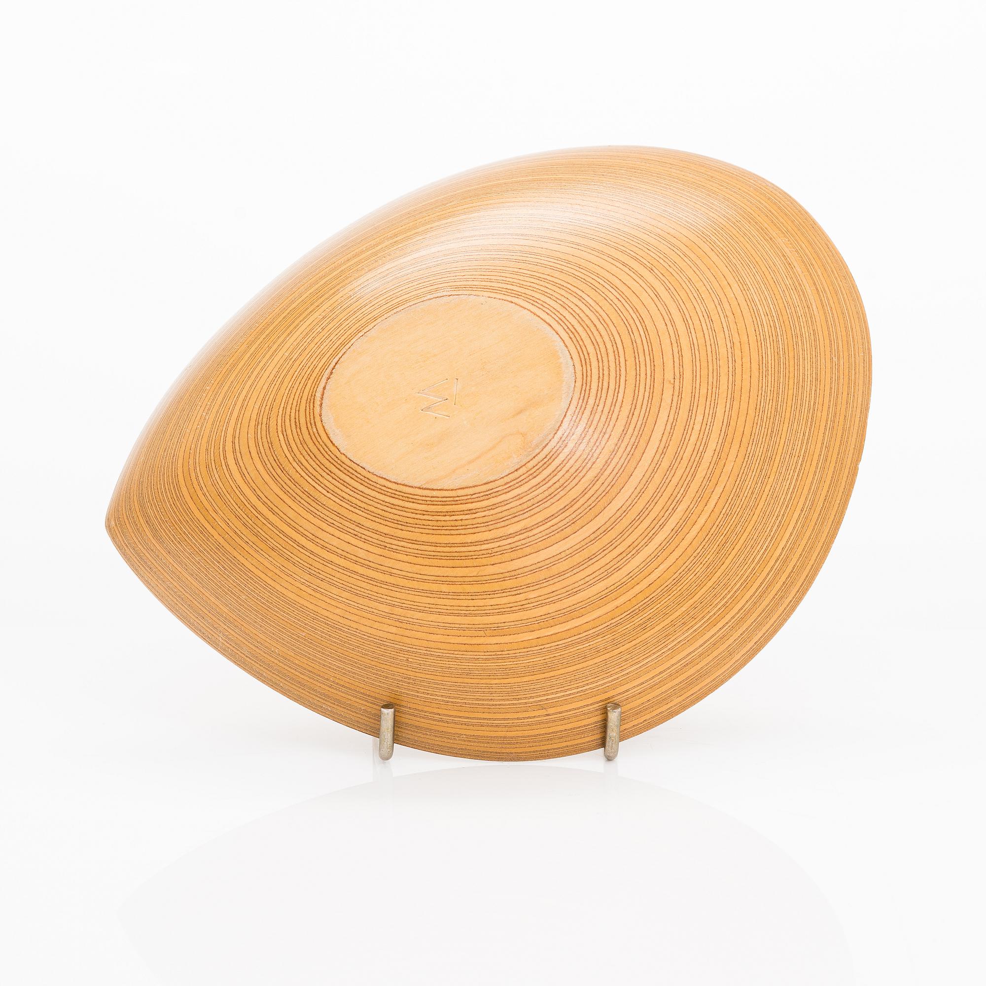 Tapio Wirkkala, A plywood dish signed TW.
