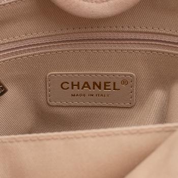 Chanel, "Deauville" Shopping tote, 2020.