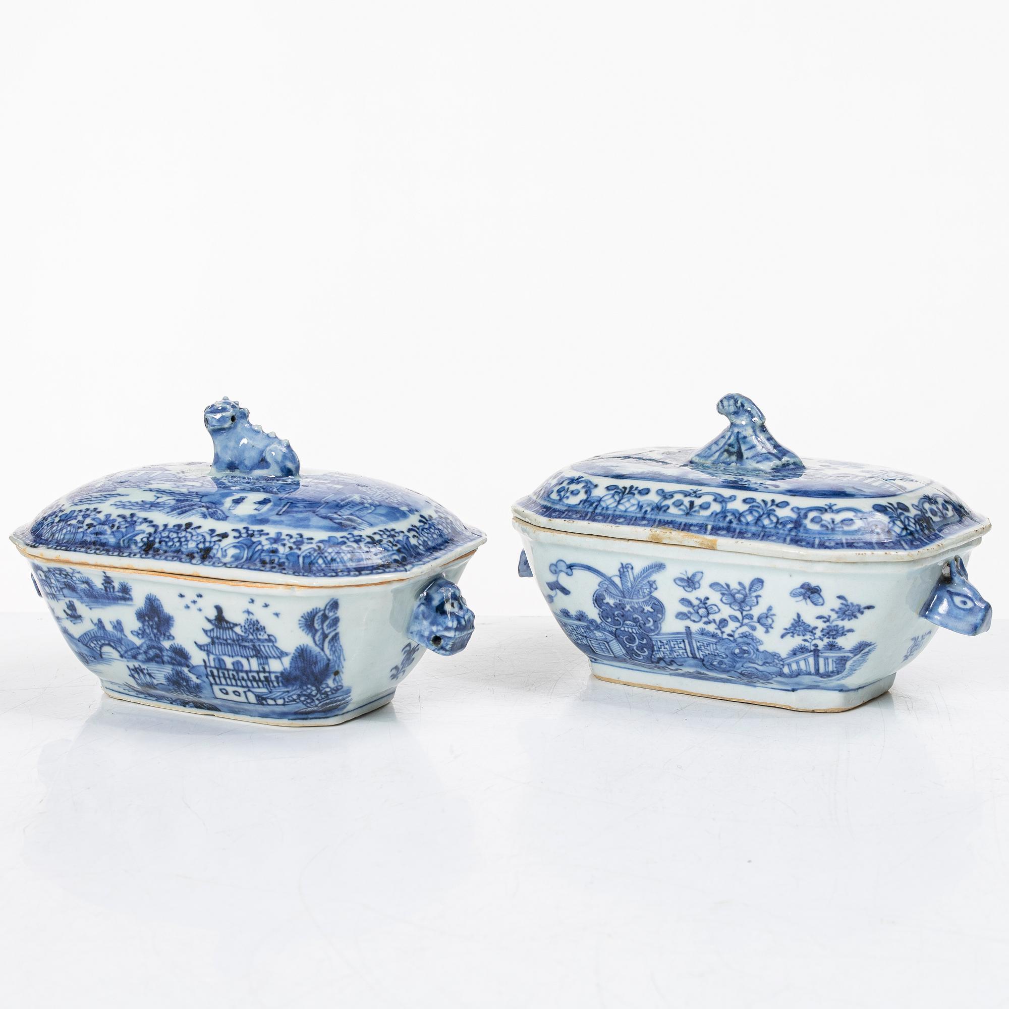 Fat samt smörterriner med fat, 2 st, porslin, Kina, Qianlong (1736-95).