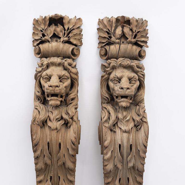 Dekorelement, ett par, nyrenässans, sent 1800-tal.