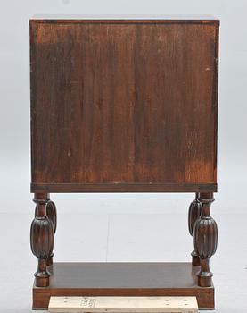 SKÅP, Reimers Möbler, Mjölby, 1900-talets första hälft.