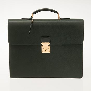 A Green Taiga Leather Serviette Laguito Briefcase.