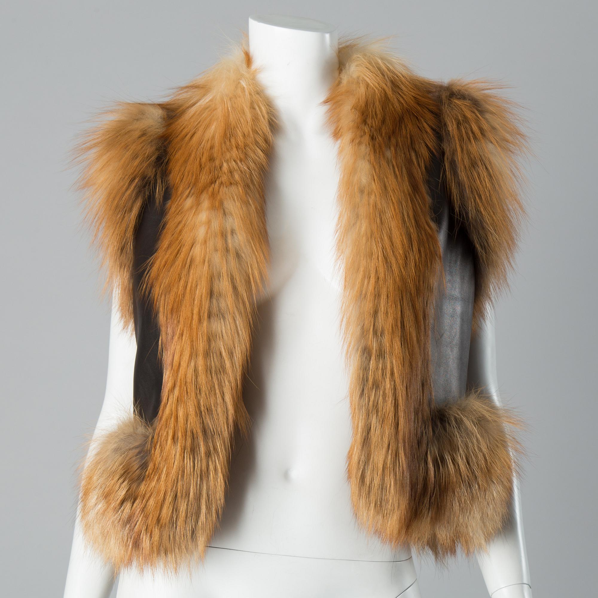 PÄLSVÄST, Balmain, fransk storlek 38.
