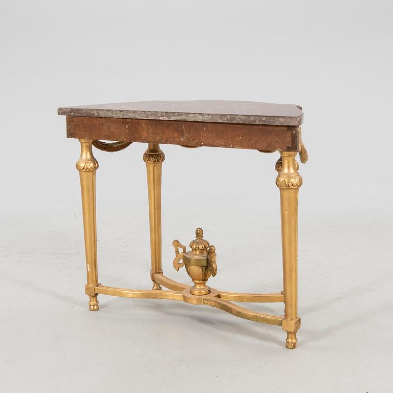 Console table in Gustavian style, first half of the 20th century.