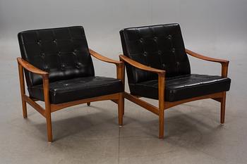 FÅTÖLJER, ett par. 1960-tal.