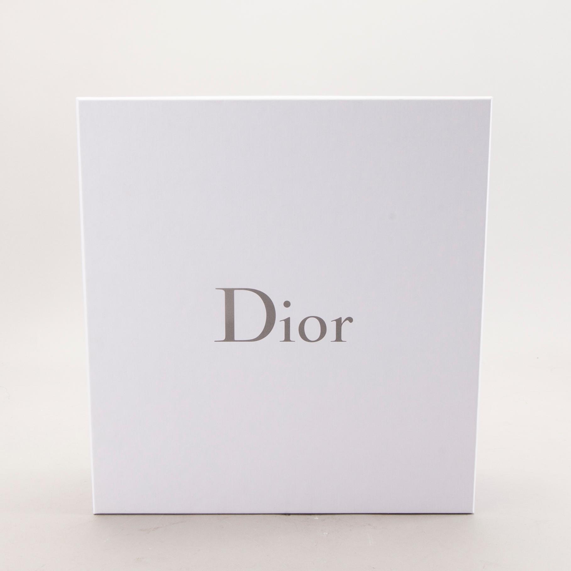 Dior skor ett par "Naughtily" storl 39 1/2.