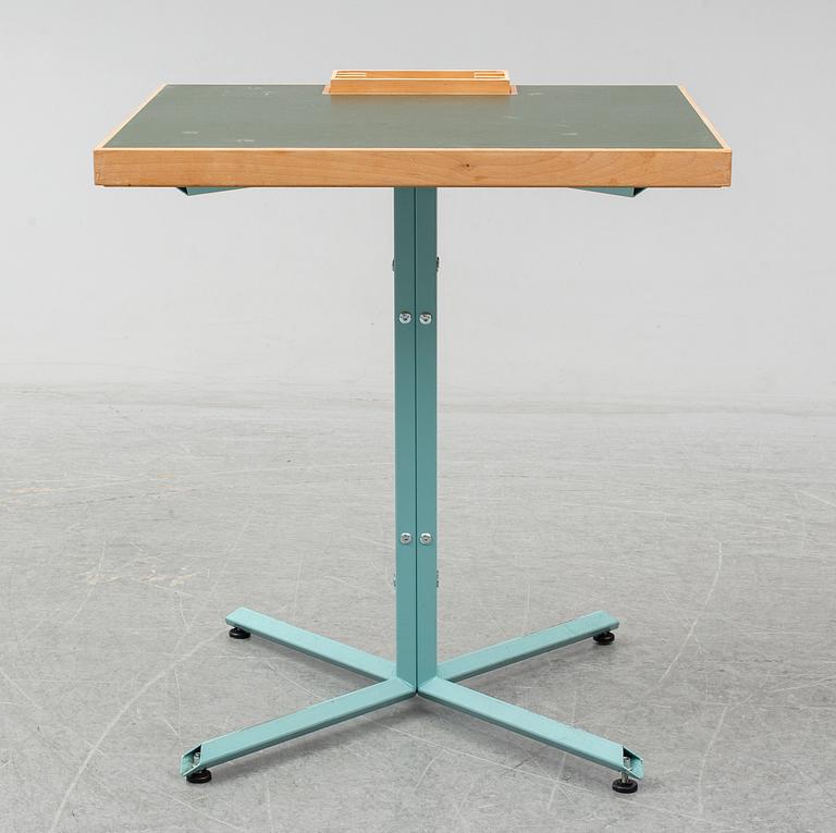 UGLYCUTE, table, Woodstockholm.