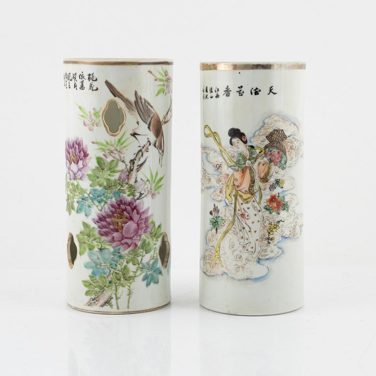 A porcelain brush pot and a porcelain hat stand, China, 20th century.