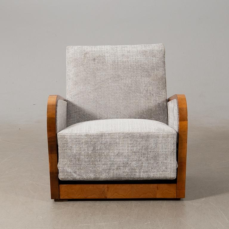Armchair, Art Deco, first half of the 20th century.
