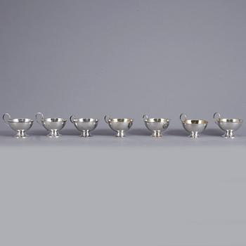 PUNSCHMUGGAR, 7st, silver, bla K&EC, Göteborg, 1957. Vikt ca 208g.
