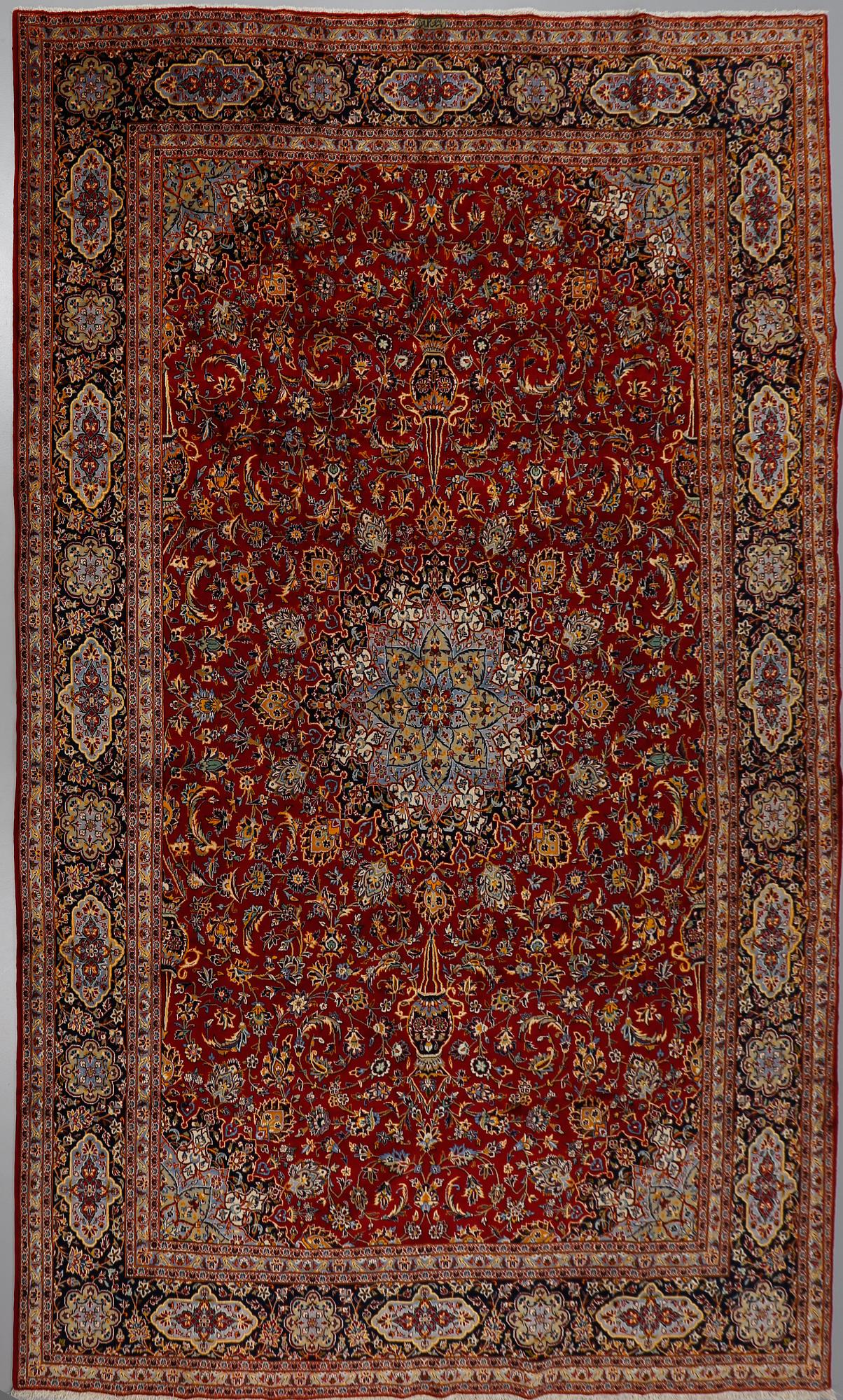 MATTA, Keshan, 1900-talets andra hälft, signerad, ca 420 x 230 cm.