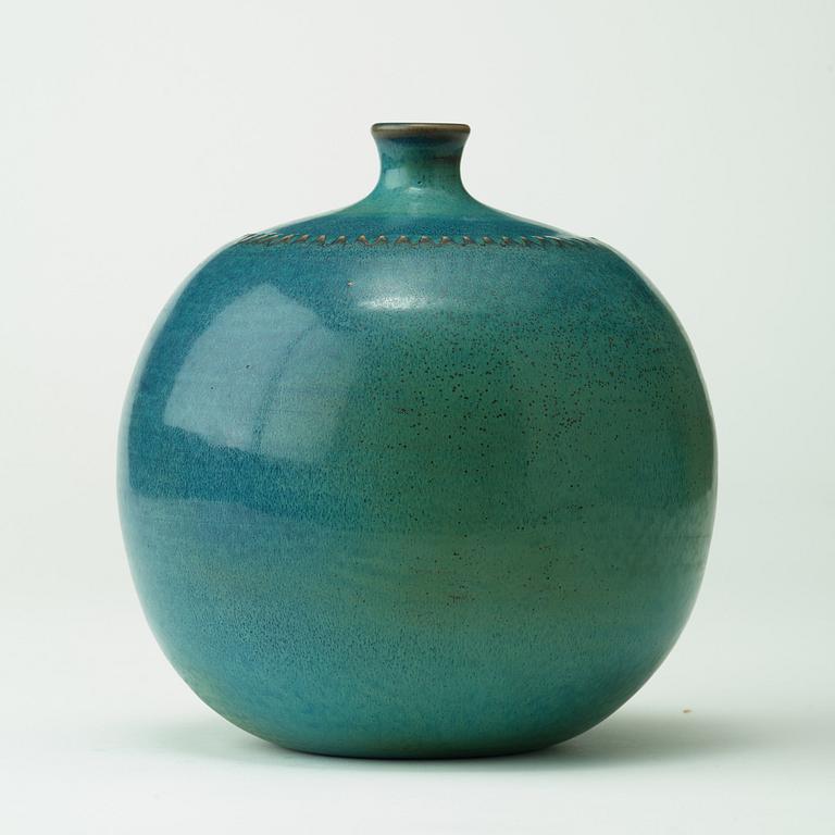 A Stig Lindberg stoneware vase, Gustavsberg's studio, Sweden 1960.