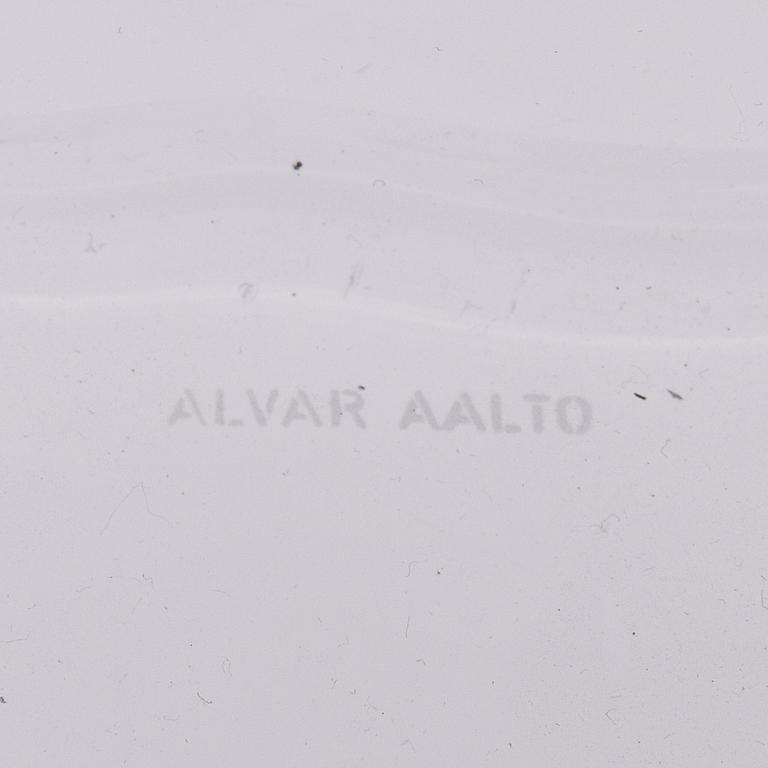 ALVAR AALTO, VAS. Sign Alvar Aalto. 1900-talets slut.