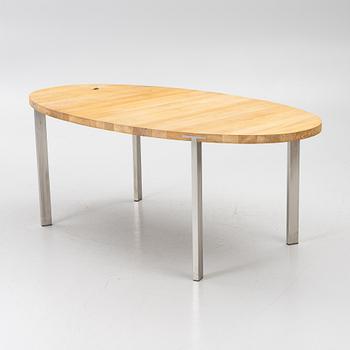 Nissen & Gehl, dining table, model "GM 210", Gramrode Møbelfabrik, Naver Collection, Danmark 2018.