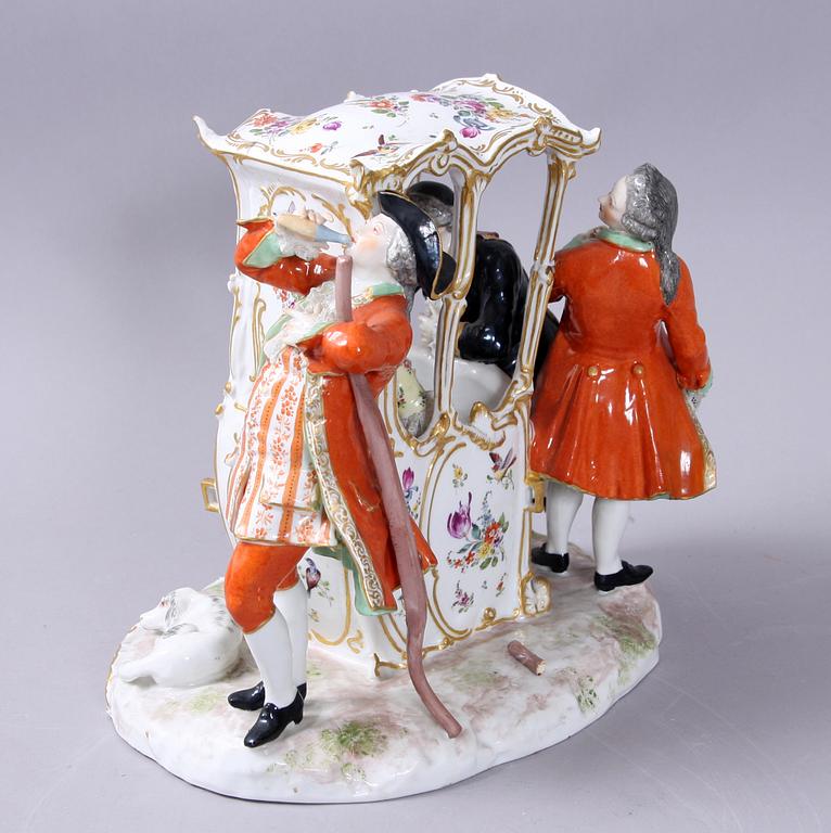 FIGURIN, porslin, troligen Tyskland, rokokostil, 1900-tal.