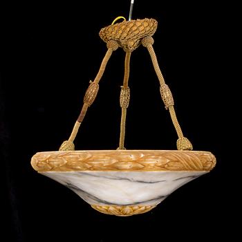 TAKAMPEL. Alabaster, 1900-talets första hälft.