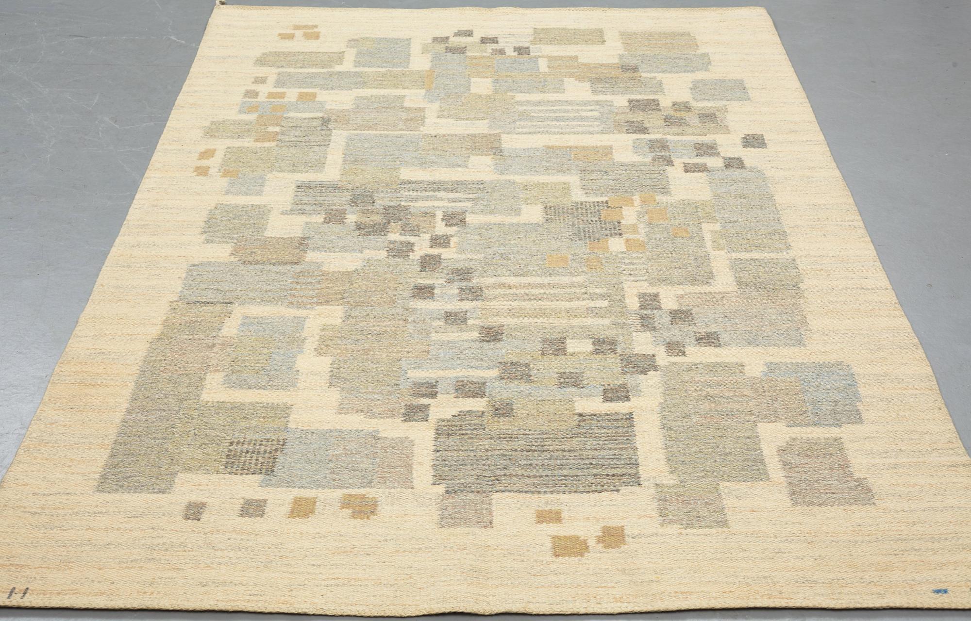 Inga-Mi Varneus Rydgren, matto, flat weave, ca 240,5-241,5 x 158-160 cm, signed JLH IMV.