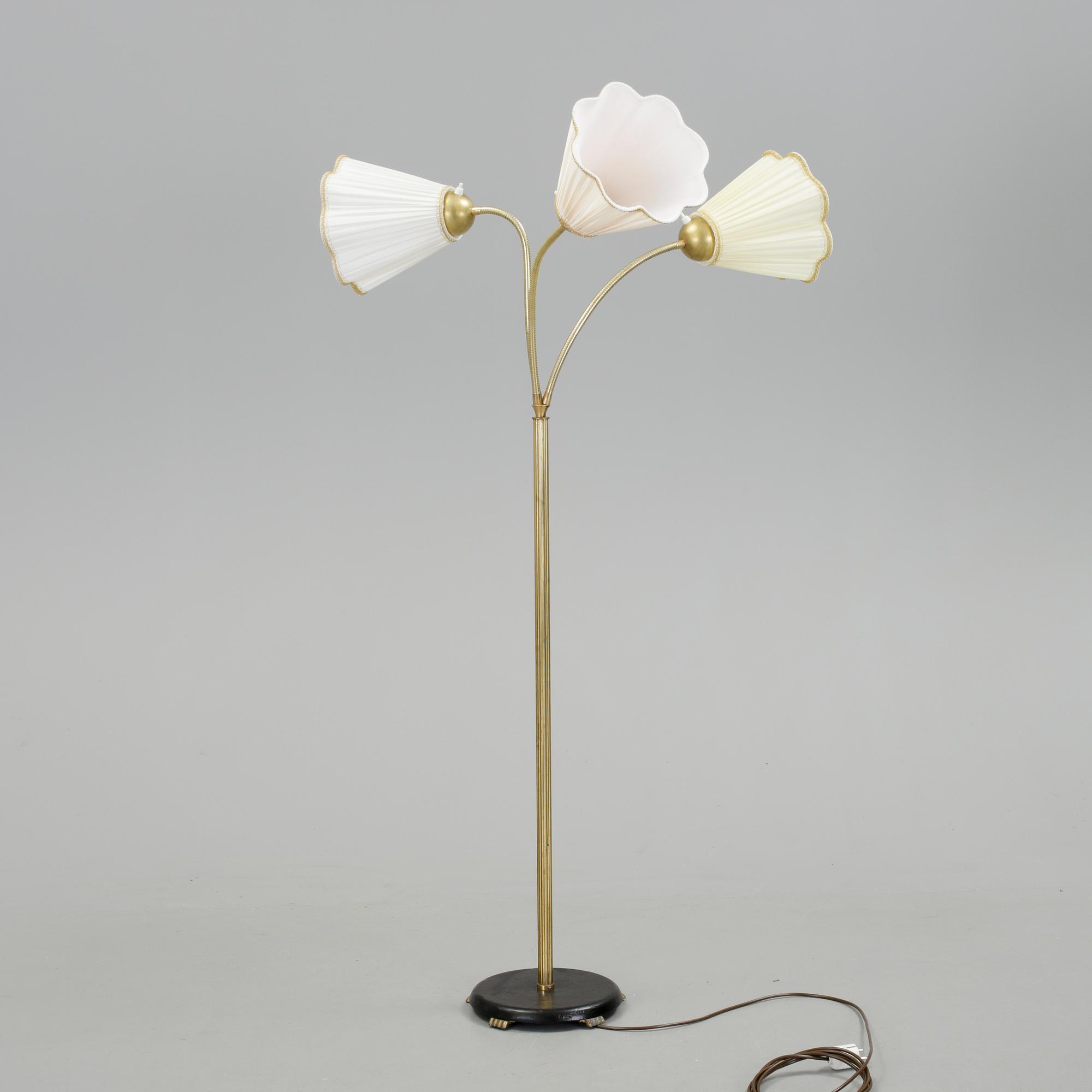 GOLVLAMPA, mässing, 1900-talets mitt.