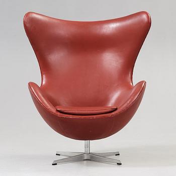 FÅTÖLJ, "Ägget", Arne Jacobsen för Fritz Hansen, Danmark, 1978.