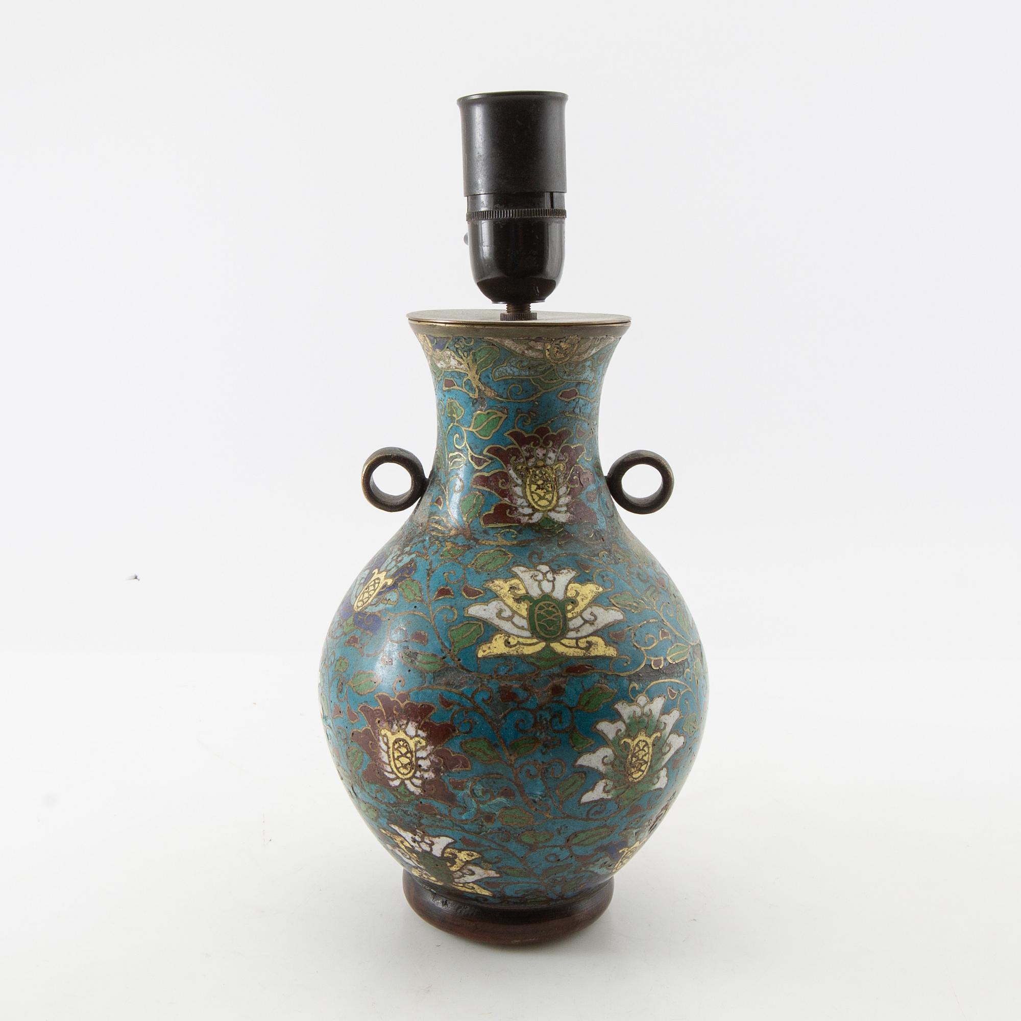 Bordslampa/Vas Kina Cloisonné omkring 1900.
