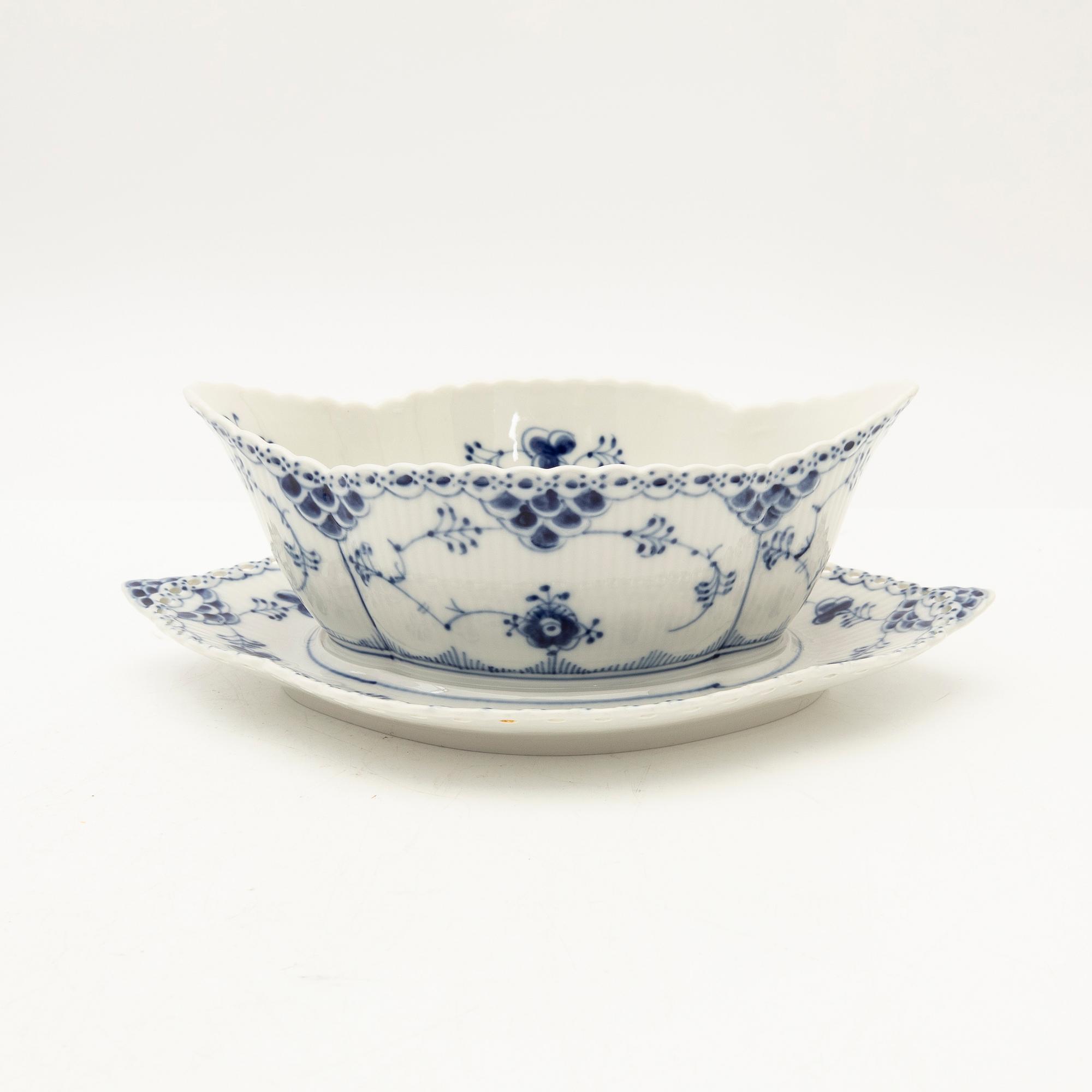 Royal Copenhagen, coffee service, 27 pieces, porcelain, "Blue Fluted", Denmark.