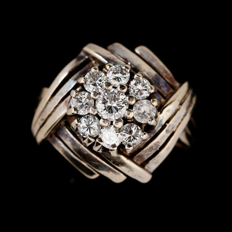 RING, 18K vitguld, briljantslipade diamanter tot ca 0.54 ct.