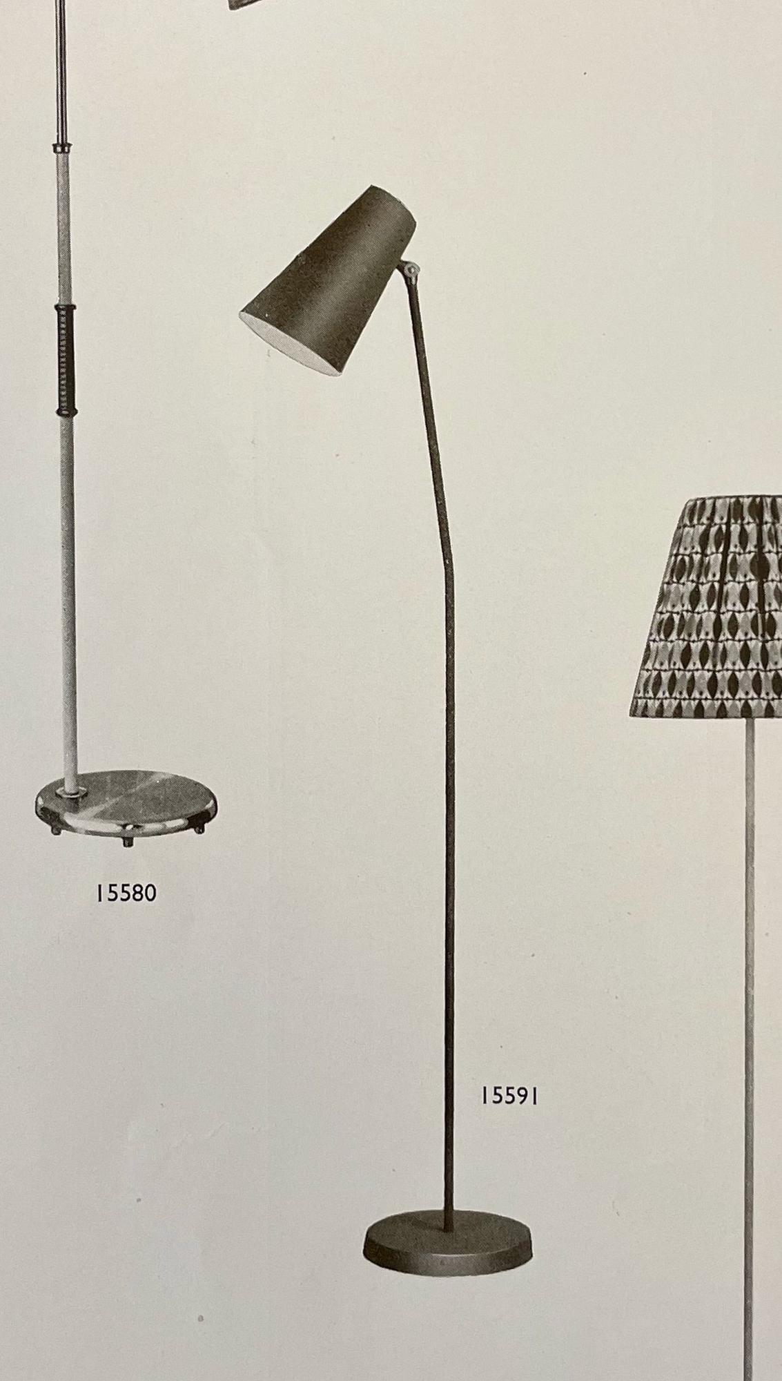 Harald Notini, golvlampa, modell 15591, Arvid Böhlmarks Lampfabrik, Stockholm, 1950-tal.
