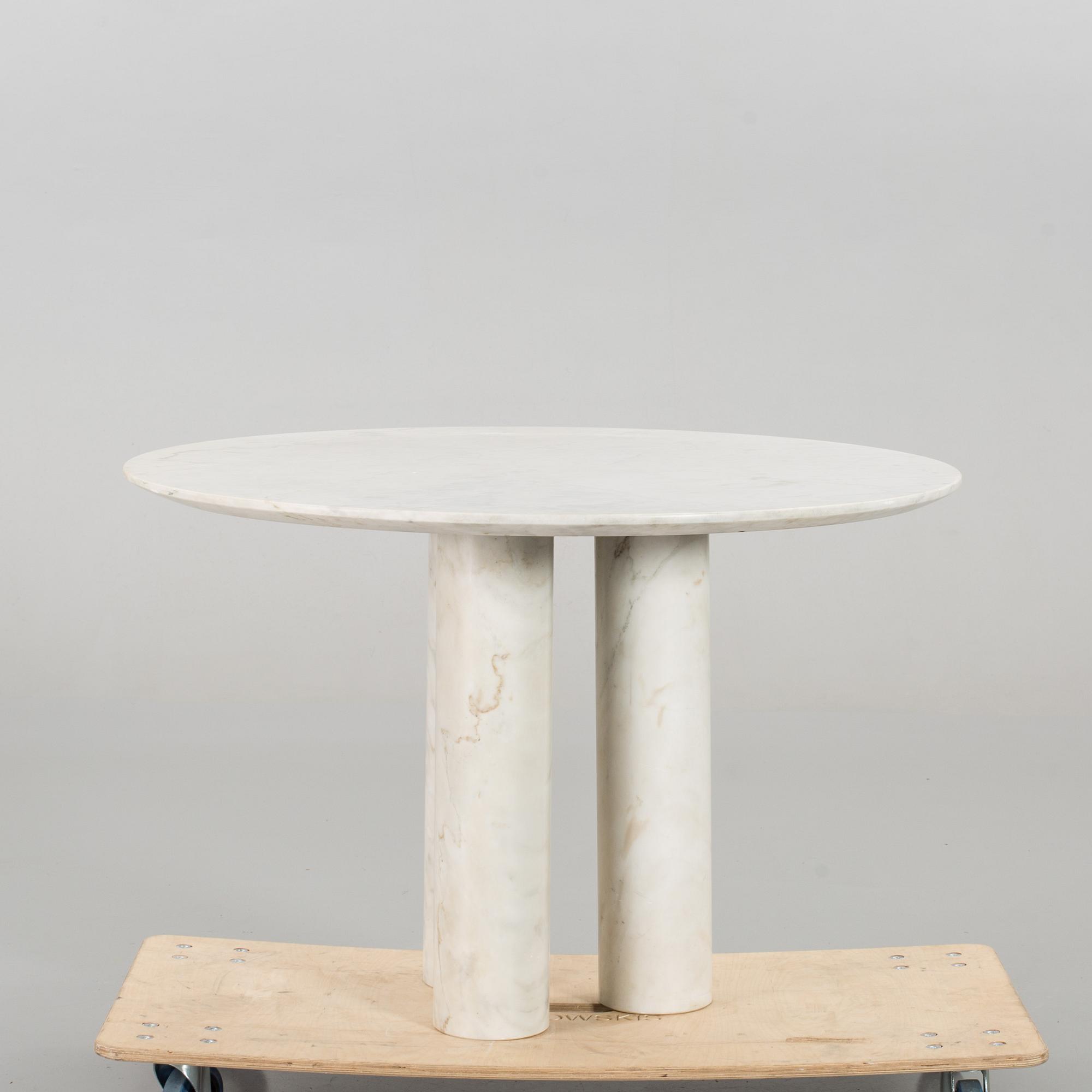 A GALLINA DESIGN MARBLE TABLE.
