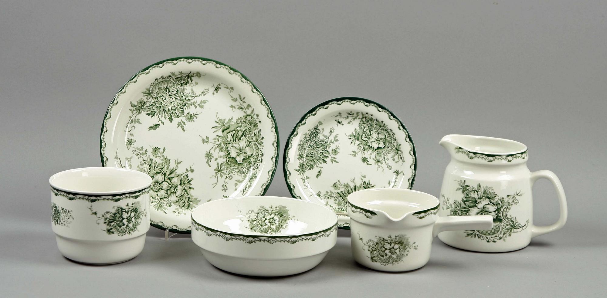 MATSERVIS, 124 delar, fältspatsporslin, "Gröna Anna",  Rörstrand.