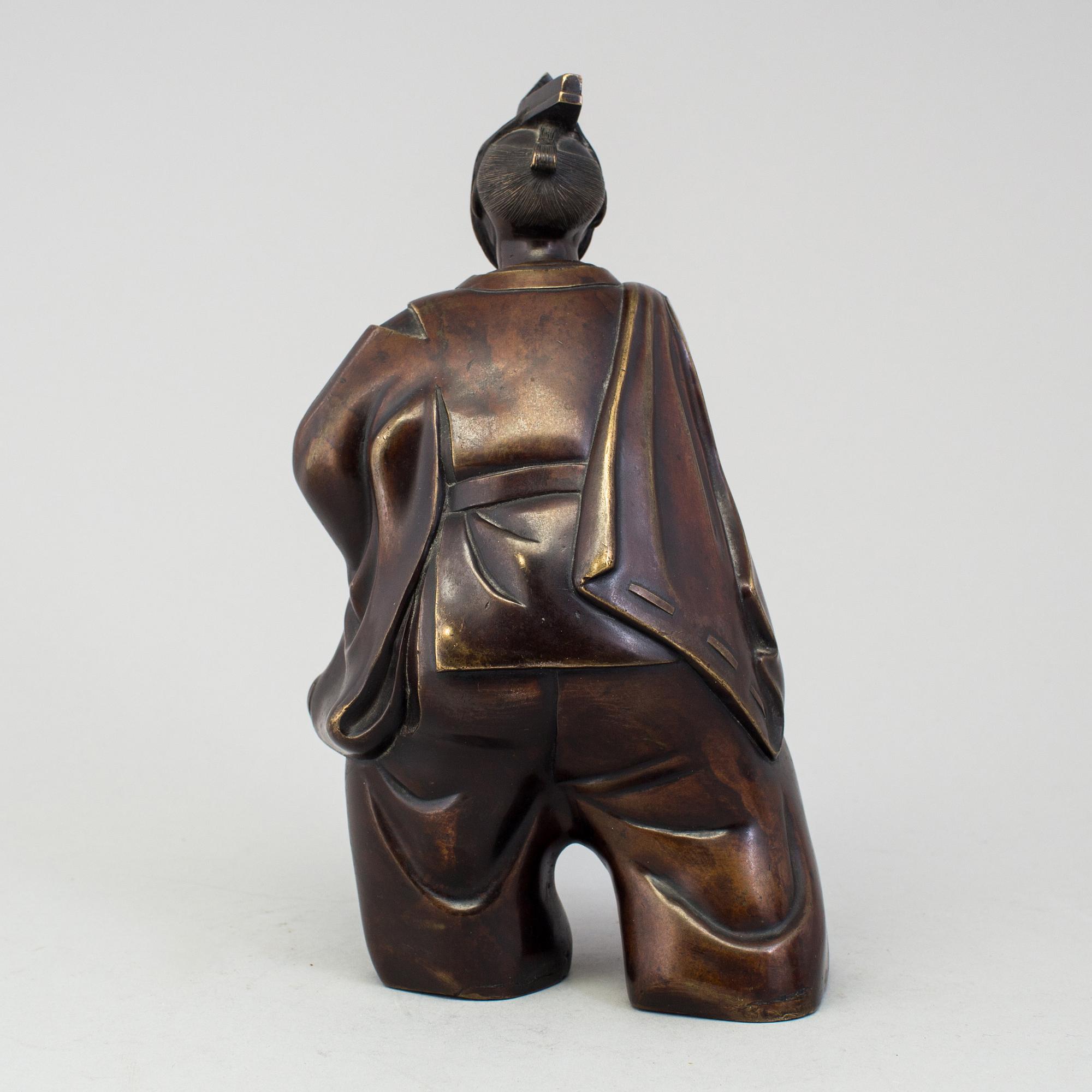 Two Japanese bronze sculptures of dancers, Meiji period (1868-1912). Signed to base.