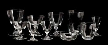 GLASSERVIS, ca 115 delar, Strömbergshyttan, 1900-talets första hälft.