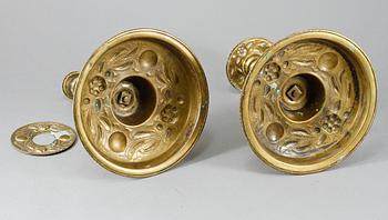 LJUSSTAKAR, ett par, barockstil, 1900-tal.