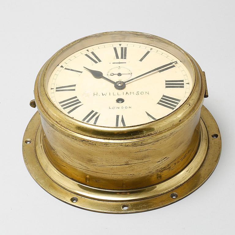 A ship clock, London, around the year 1900.