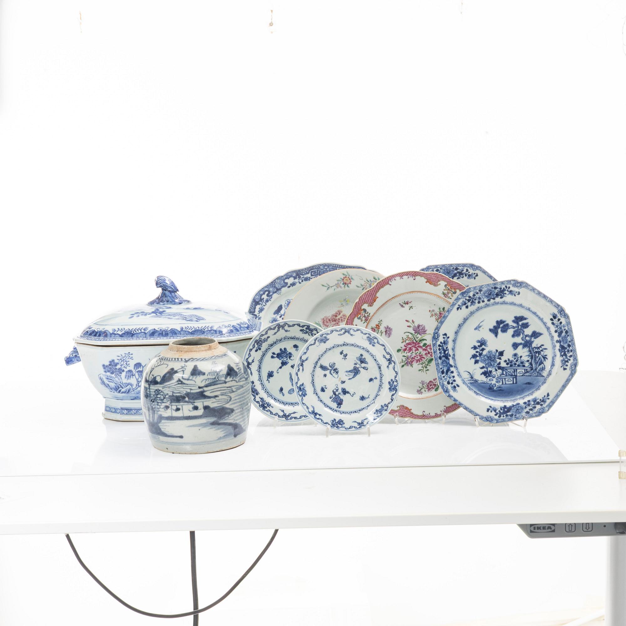 Porcelain, 9 decares, China, 18th-19th century.