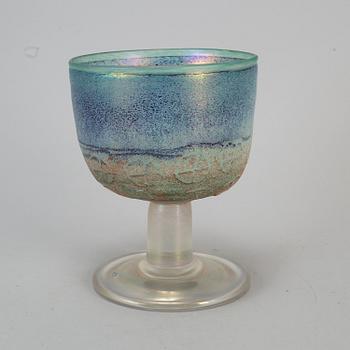 BERTIL VALLIEN, a glass goblet Kosta Boda, Sweden.