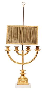 1447. BORDSLAMPA, för fyra ljus. Empire, 1800-talets början.