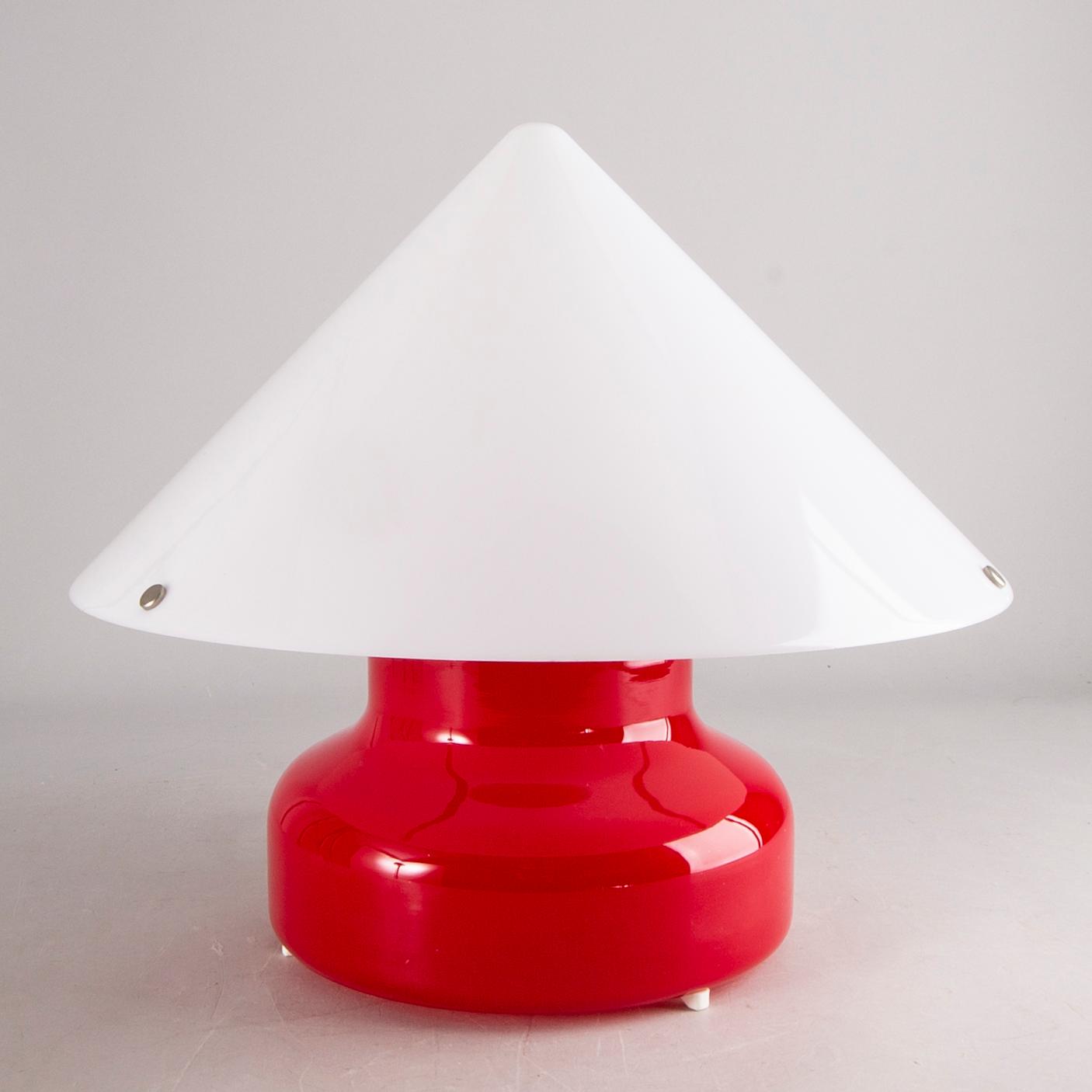 Anders Pehrson, a pair of Bumlingen table lamps Ateljé Lyktan later part of th 20th century.