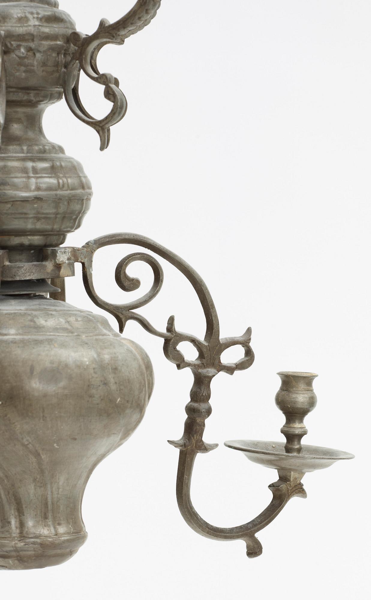 LJUSKRONA, barock, 1700-tal. H 73.