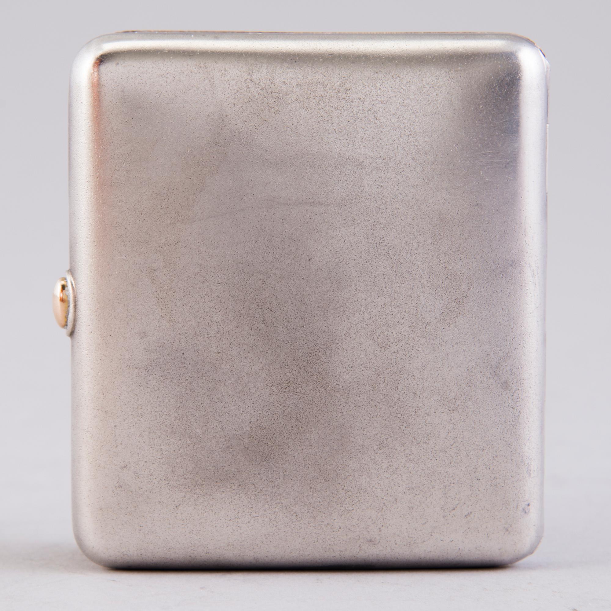CIGARETTETUI, silver, förgyllt silver, stämplat PP, Helsingfors. Kring 1950.