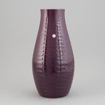 Bo Fajans ceramic vase.