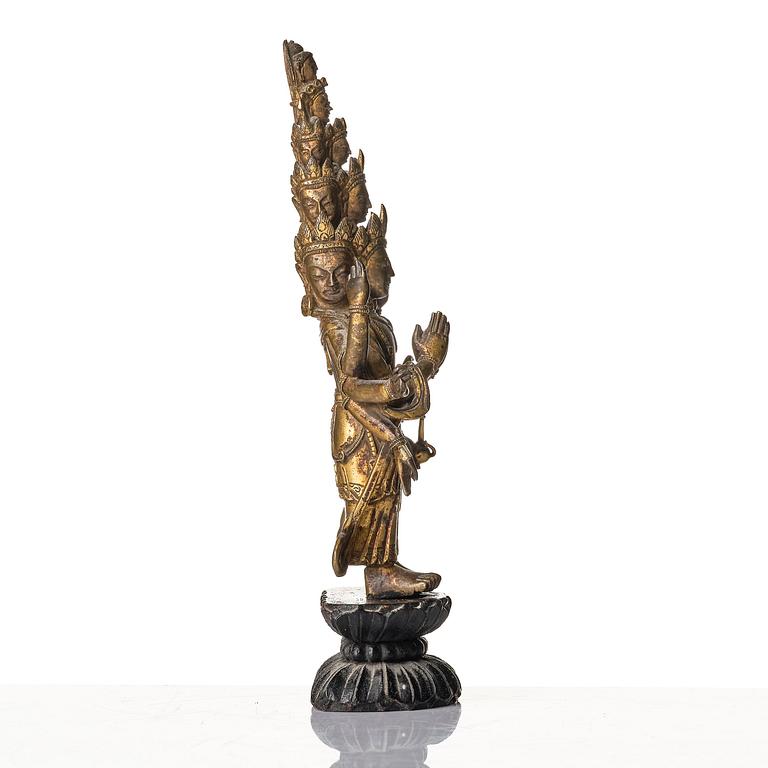 A gilt bronze figure of Avalokiteshvara, 18th century.