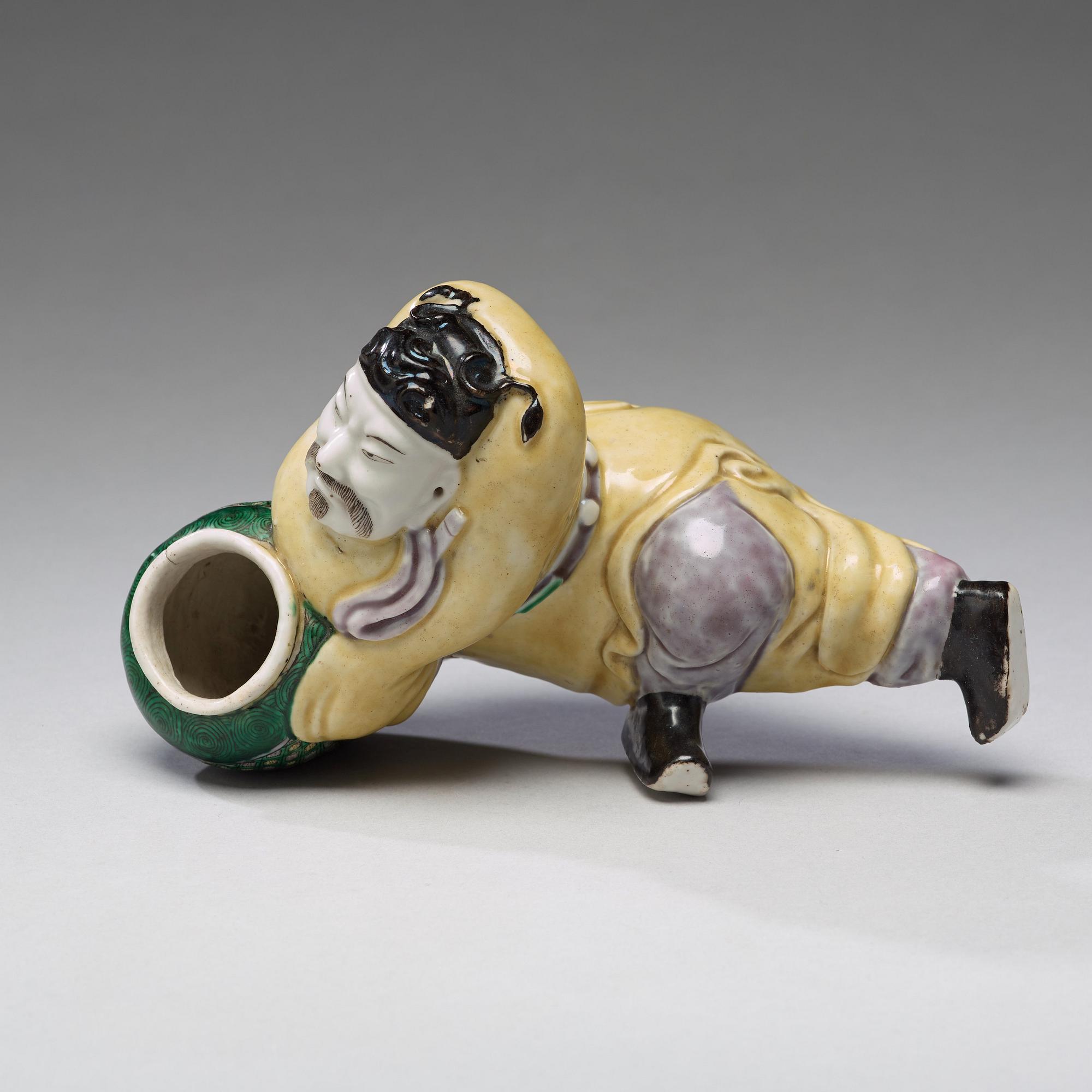 PENSELBAD, porslin. Qingdynastin, Kangxi (1662-1722).