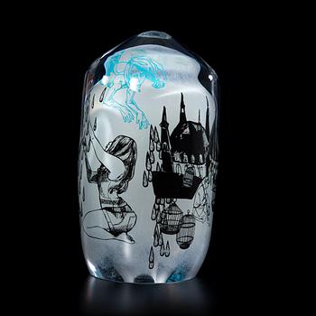 SINI MAJURI & ELLA VARVIO, GLAS SKULPTUR. Serieteckning i glas, Rengnig Stad. Sign. 2015.