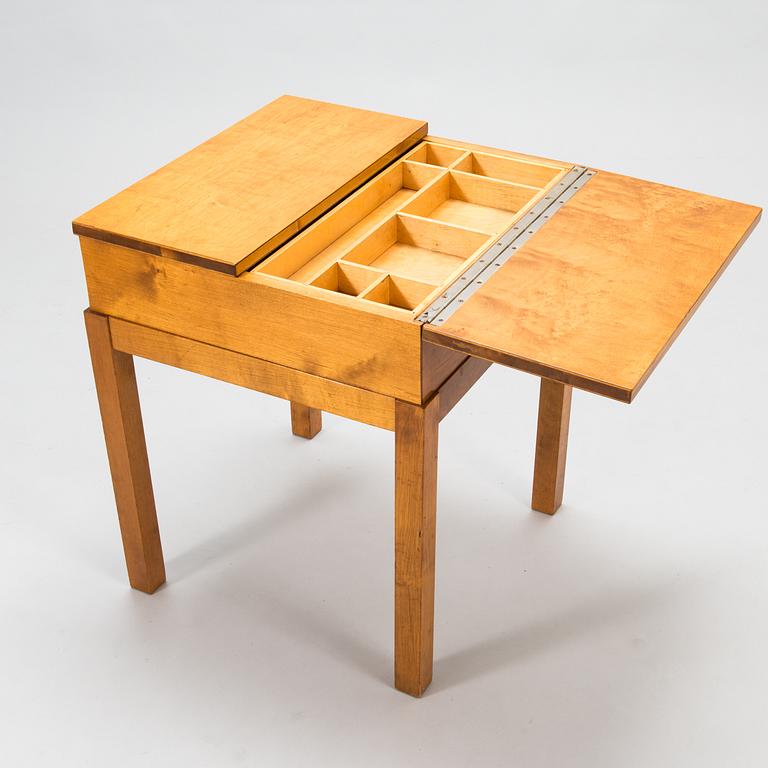 Maija Heikinheimo, pöytä/ompelupöytä, "Kaino", Asko 1930-luku.