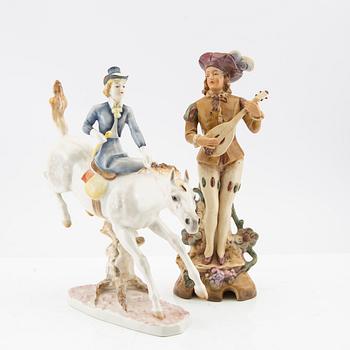 Figurines 2 pcs Hutschenreuther/ Grafenthal Germany mid-20th century porcelain.